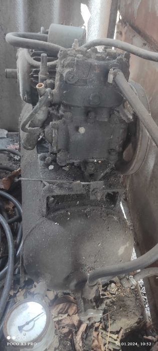 Продаеться компрессор