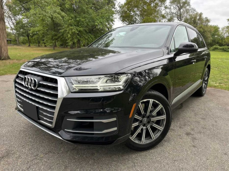 Audi Q7 quattro Premium Plus      2017