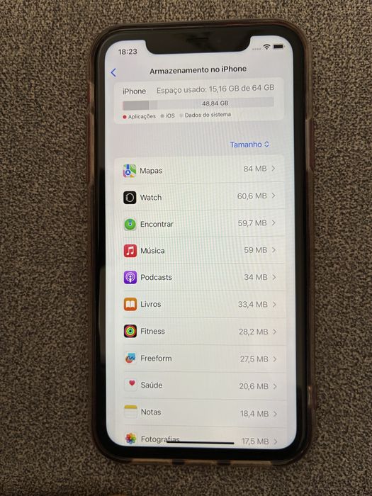 Apple iPhone 11 64gb red