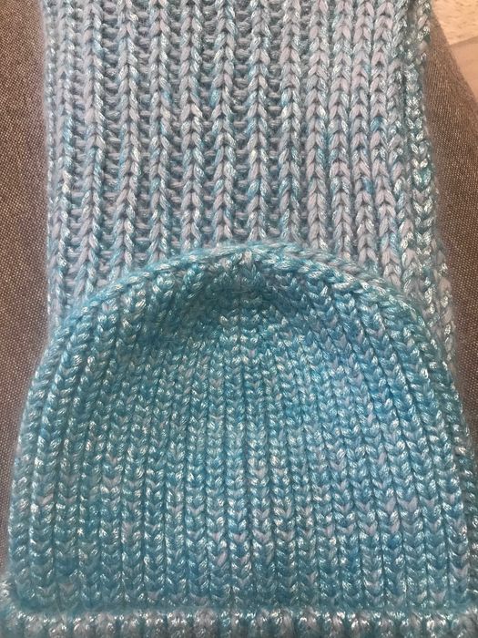 Шапка и объемный снуд