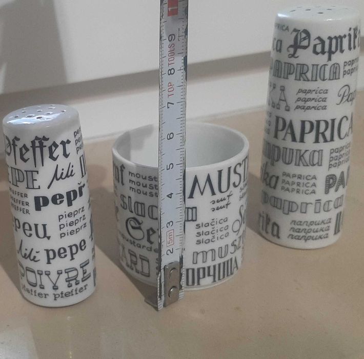 Pojemniczki na przyprawy - pieprz, papryka, musztarda