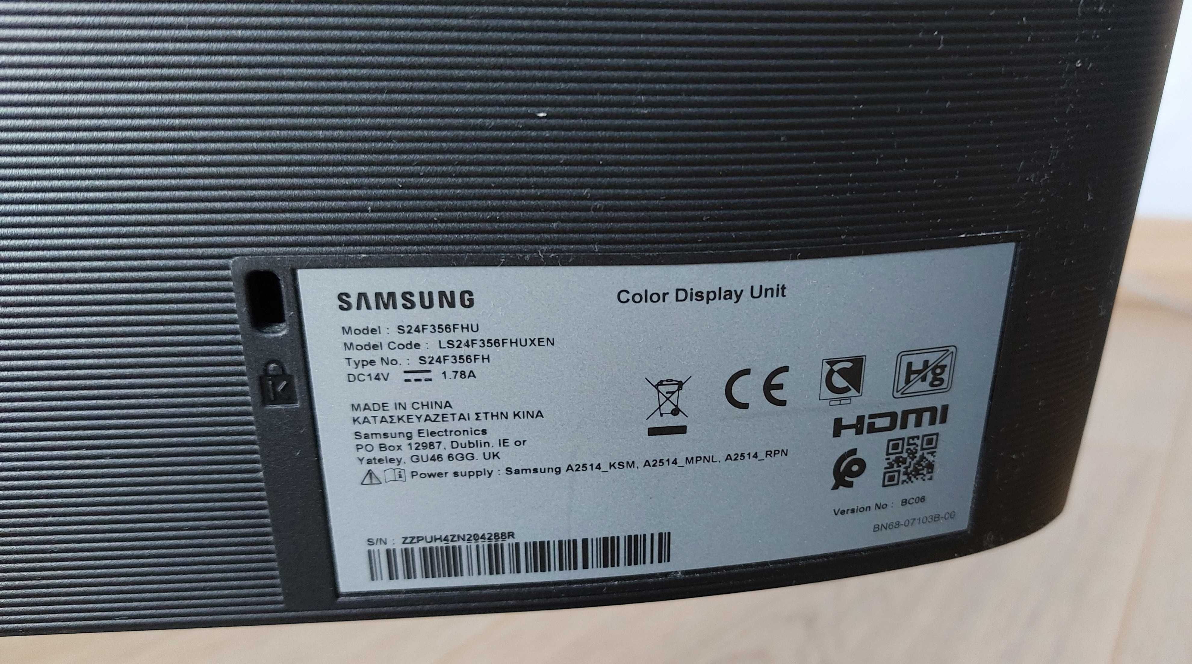 Monitor Samsung 24 cale Full HD HDMI VGA
