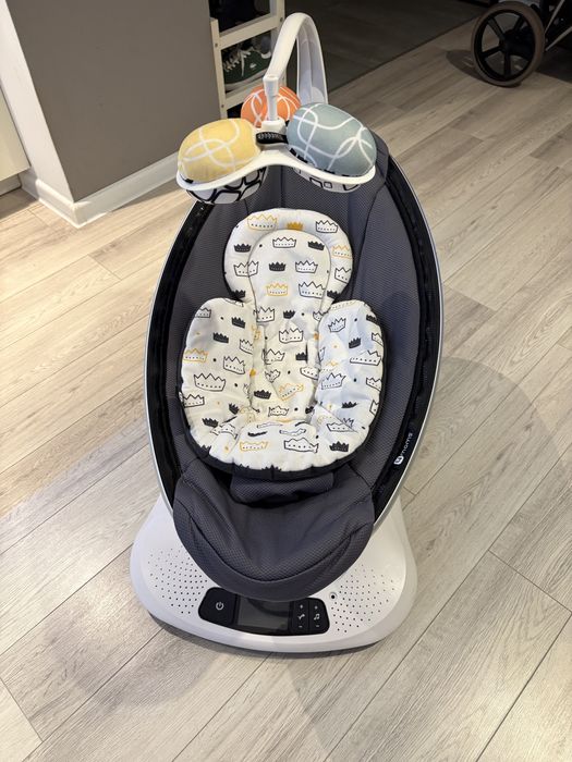 Leżaczek/bujaczek 4Moms Mamaroo 4 Classic Black