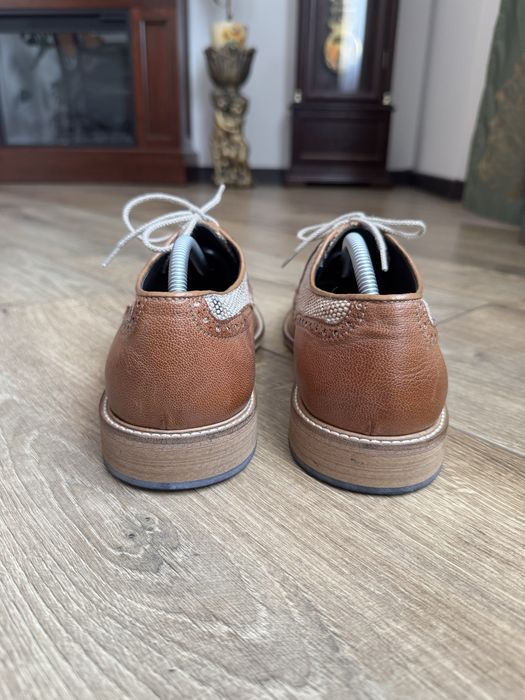 Мешти. Броги. Туфли.