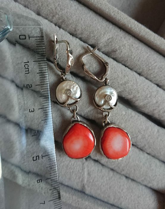 Серьги серебро, жемчуг, коралл.