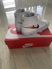 Buty damskie Nike 38