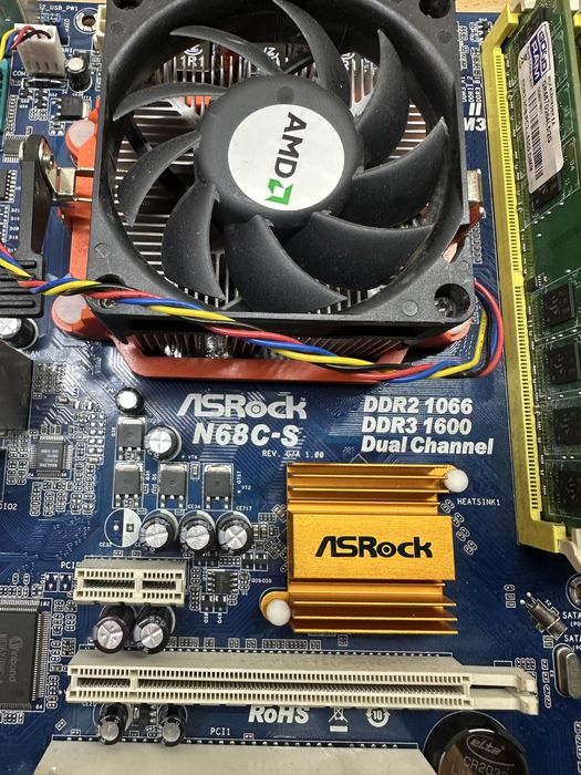 Płyta główna z procesorem + pamięć ram