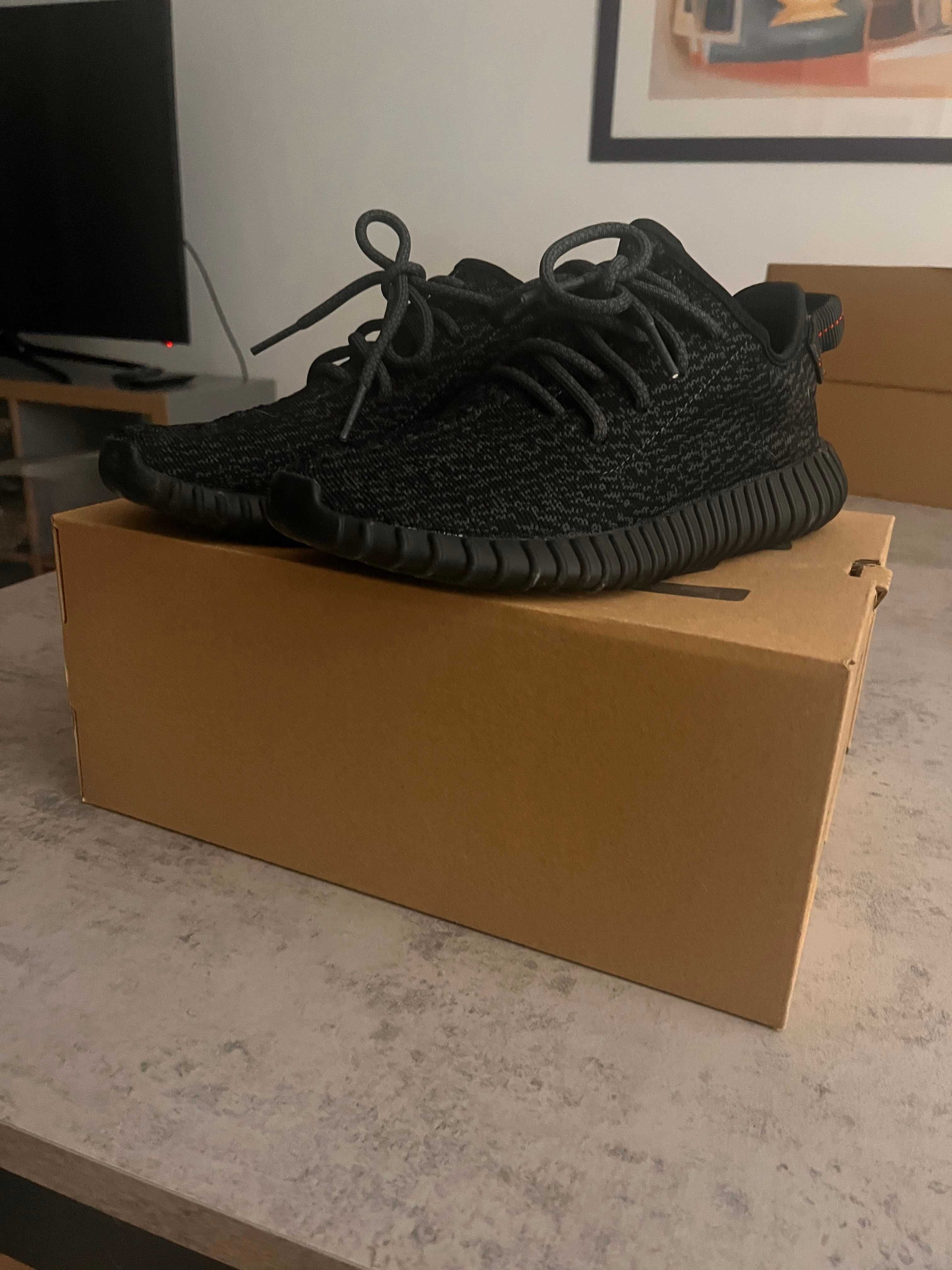 Yeezy Boost 350 V2 'Pirate Black'