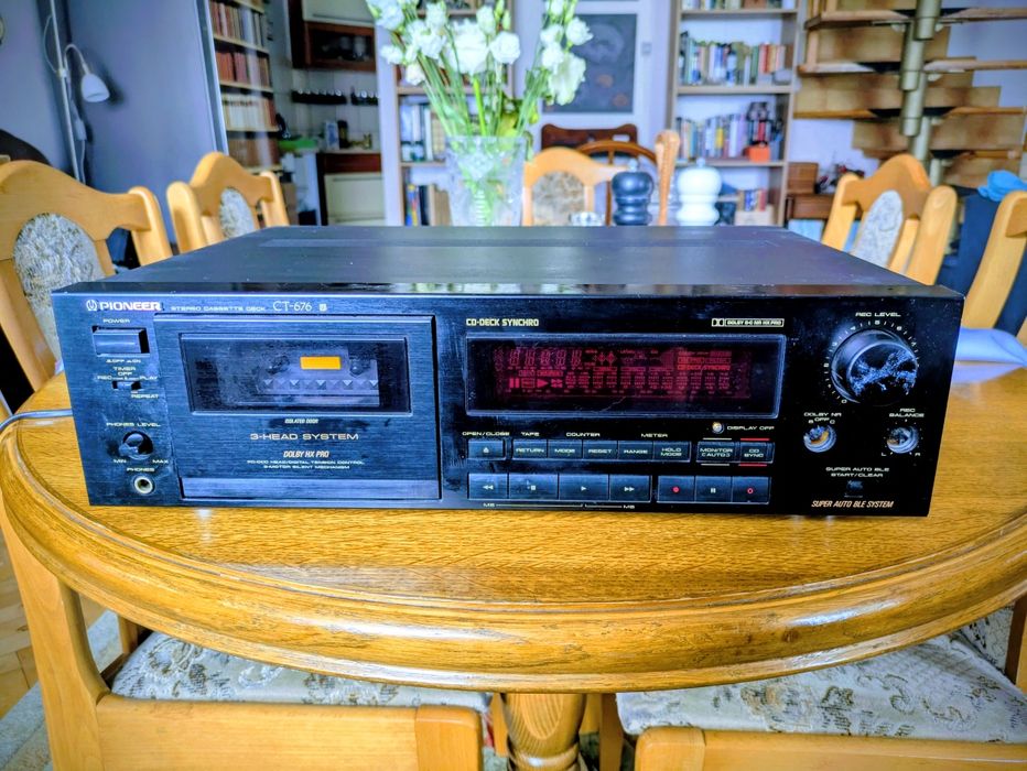 Pioneer CT-676 cassette deck magnetofon.