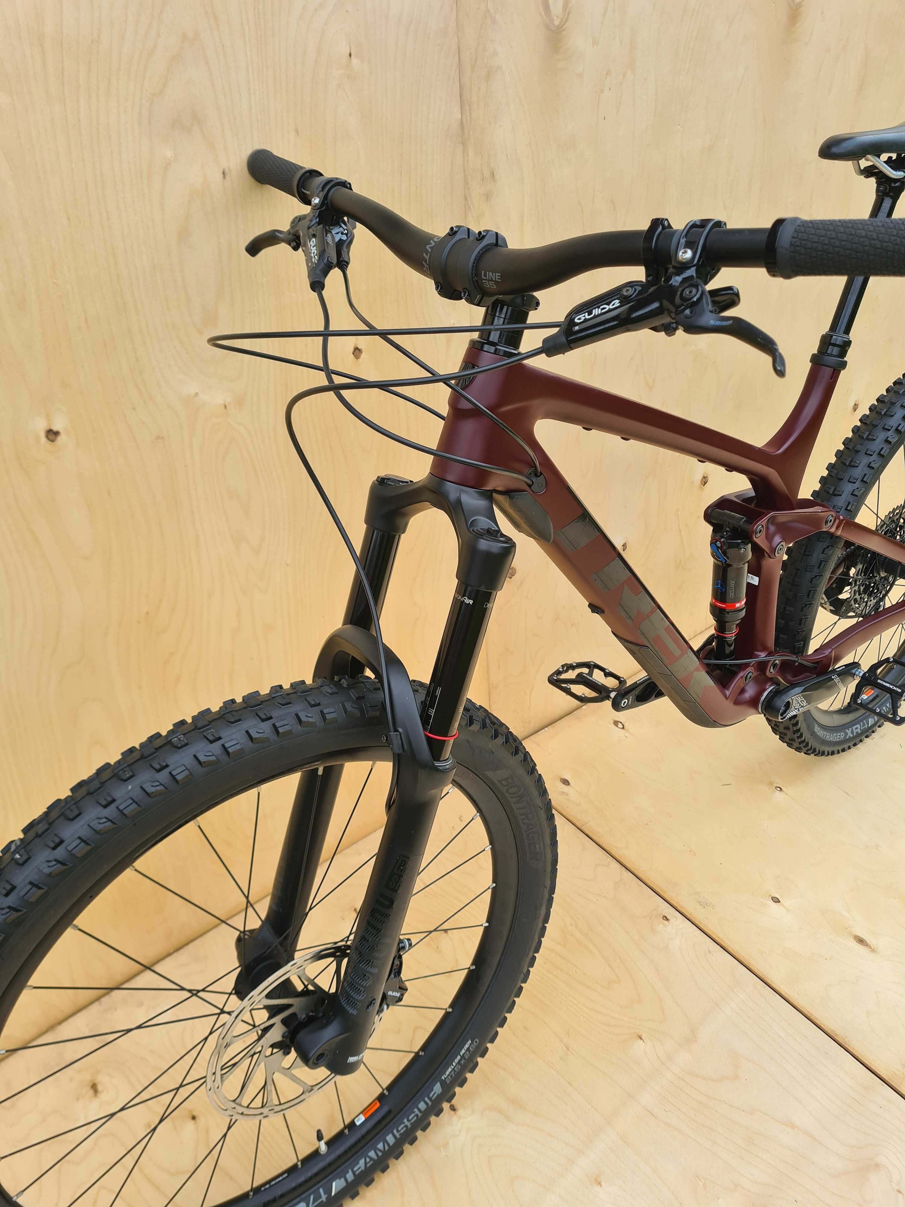 MEGA Trek Remedy 9.7 Carbon L Matte Cobra Black rower enduro jibber !