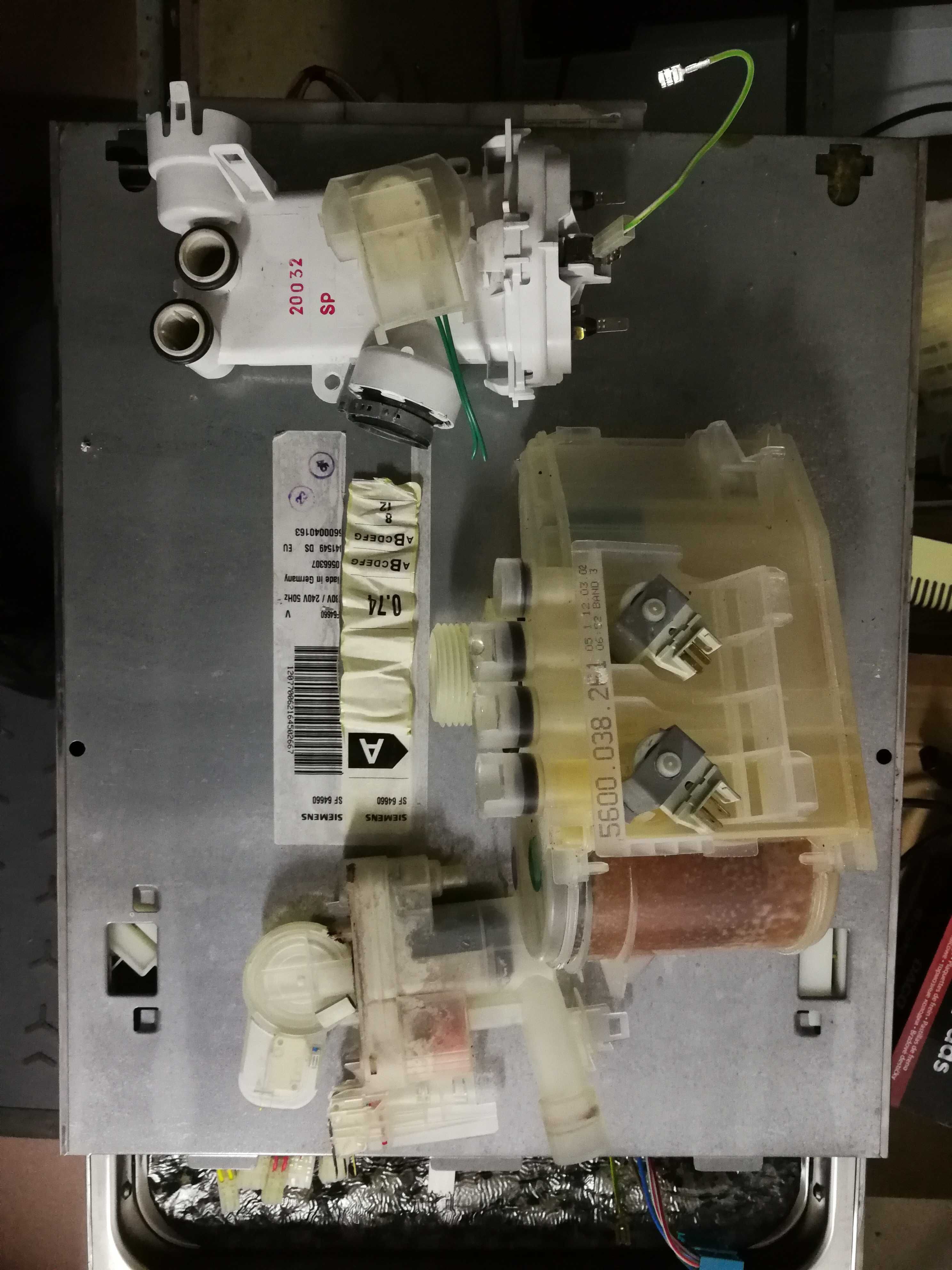 uszkodzona zmywarka Siemens automat do zabudowy 45cm mała simens