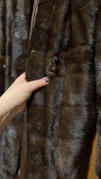 Шуба норковая натуральный мех! Продам в хорошие руки!