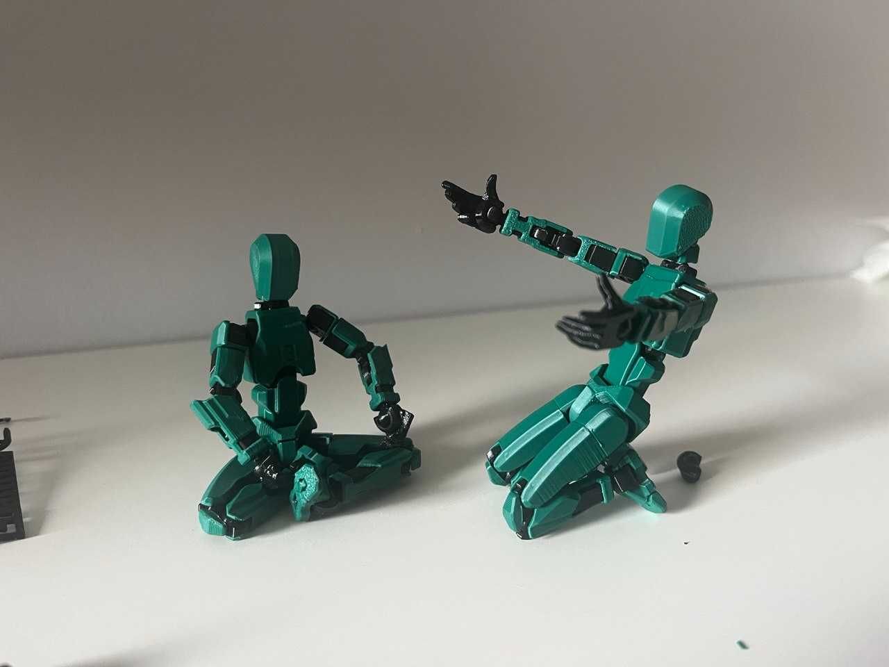 DUMMY 13 ruchoma figurka robot, druk 3D