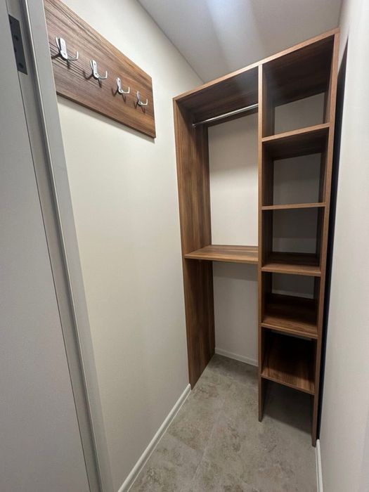 Продаж сучасної 2 кімнатної квартири по вул. Смакули