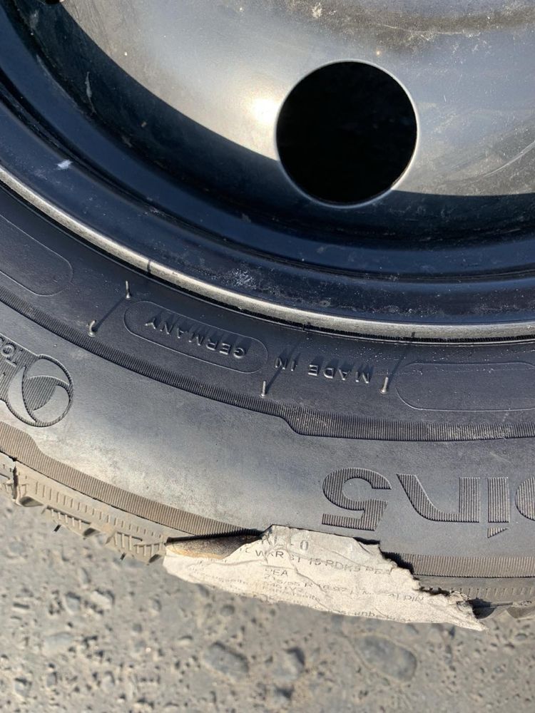 Шини нові 215/55 R16 Michelin  зима, 2024р