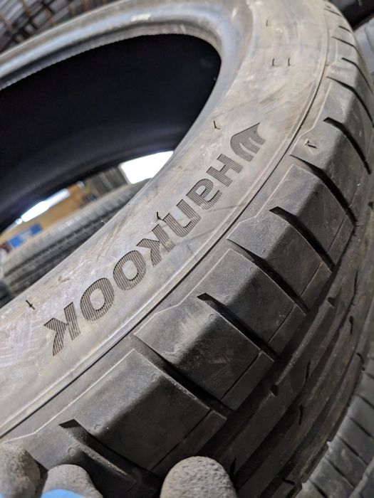 235/45R21 Hankook 22-23 роки