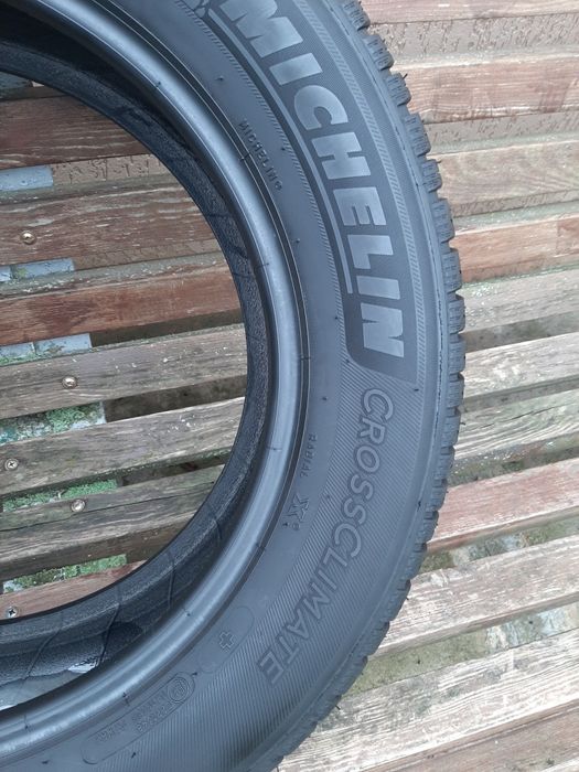 Пара шин 205 60 16 Michelin CrossClimate