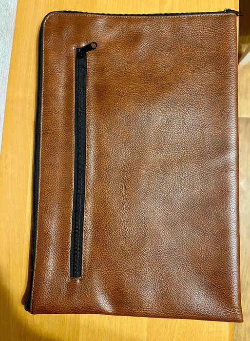 Коричневий чохол на блискавці для Macbook Air 13,3 і Pro 13,3