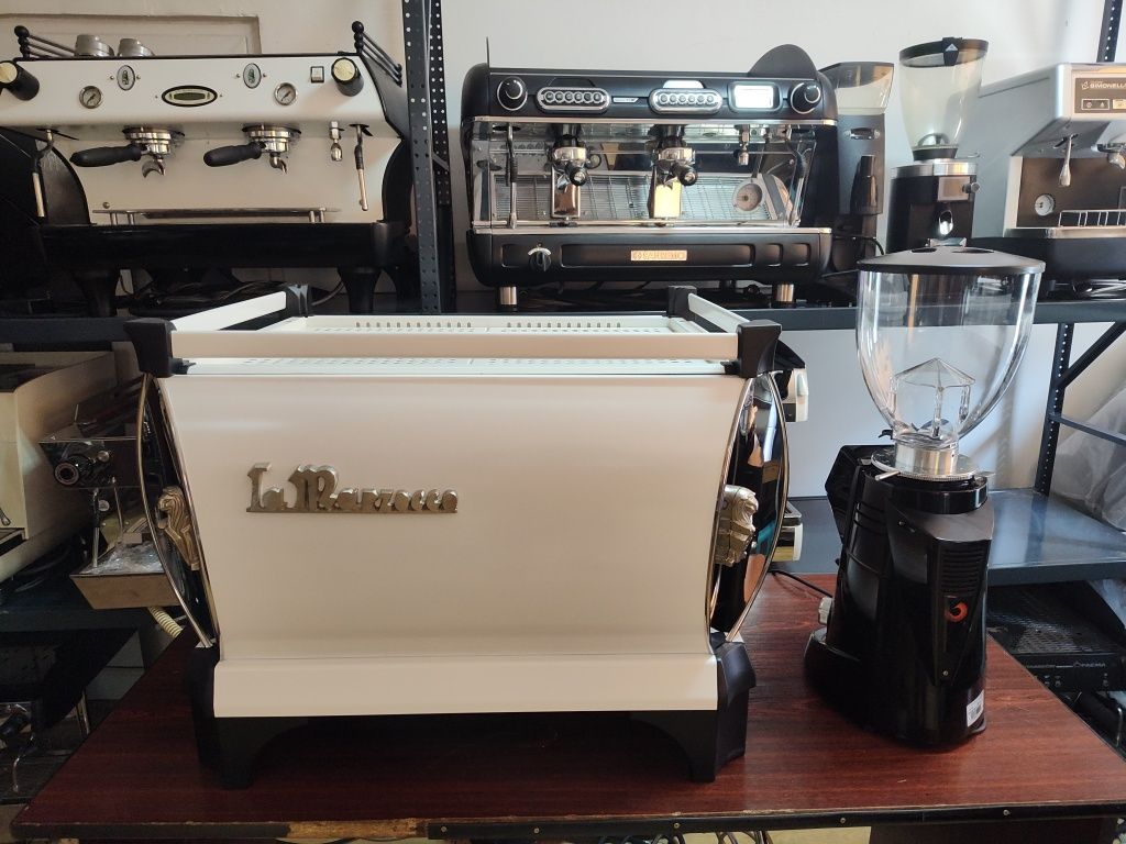 Професійна кавомашина la marzocco gb5 + fiorenzato f 64 evo