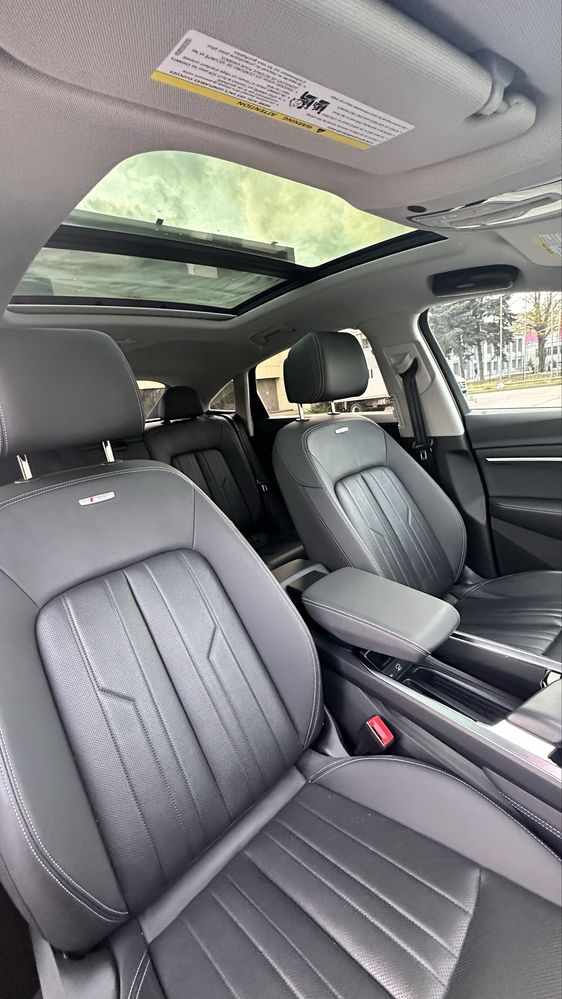AUDI Etron SPORTBACK 2021 S Line 55 в ідеальному стані