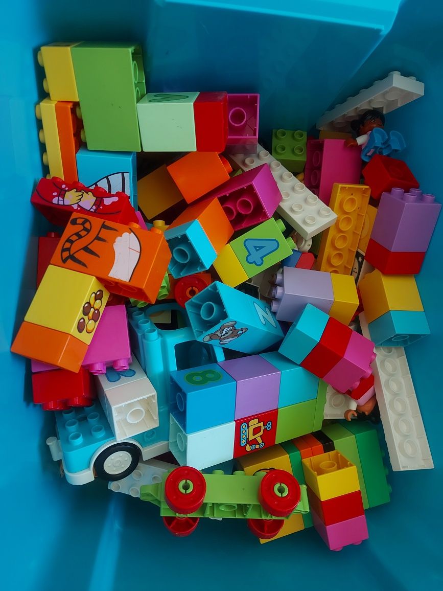 Lego Duplo 4 zestawy Pociąg z cyframi Karuzela Samochód Zwierzątka