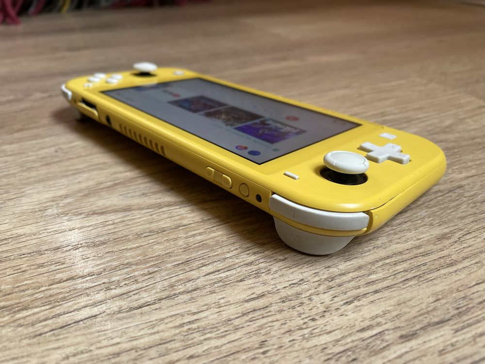 Nintendo Switch lite 32