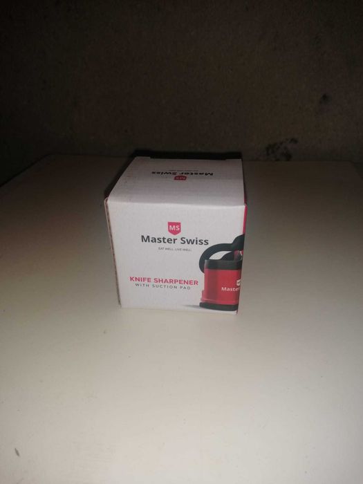 Afia Facas Master Swiss