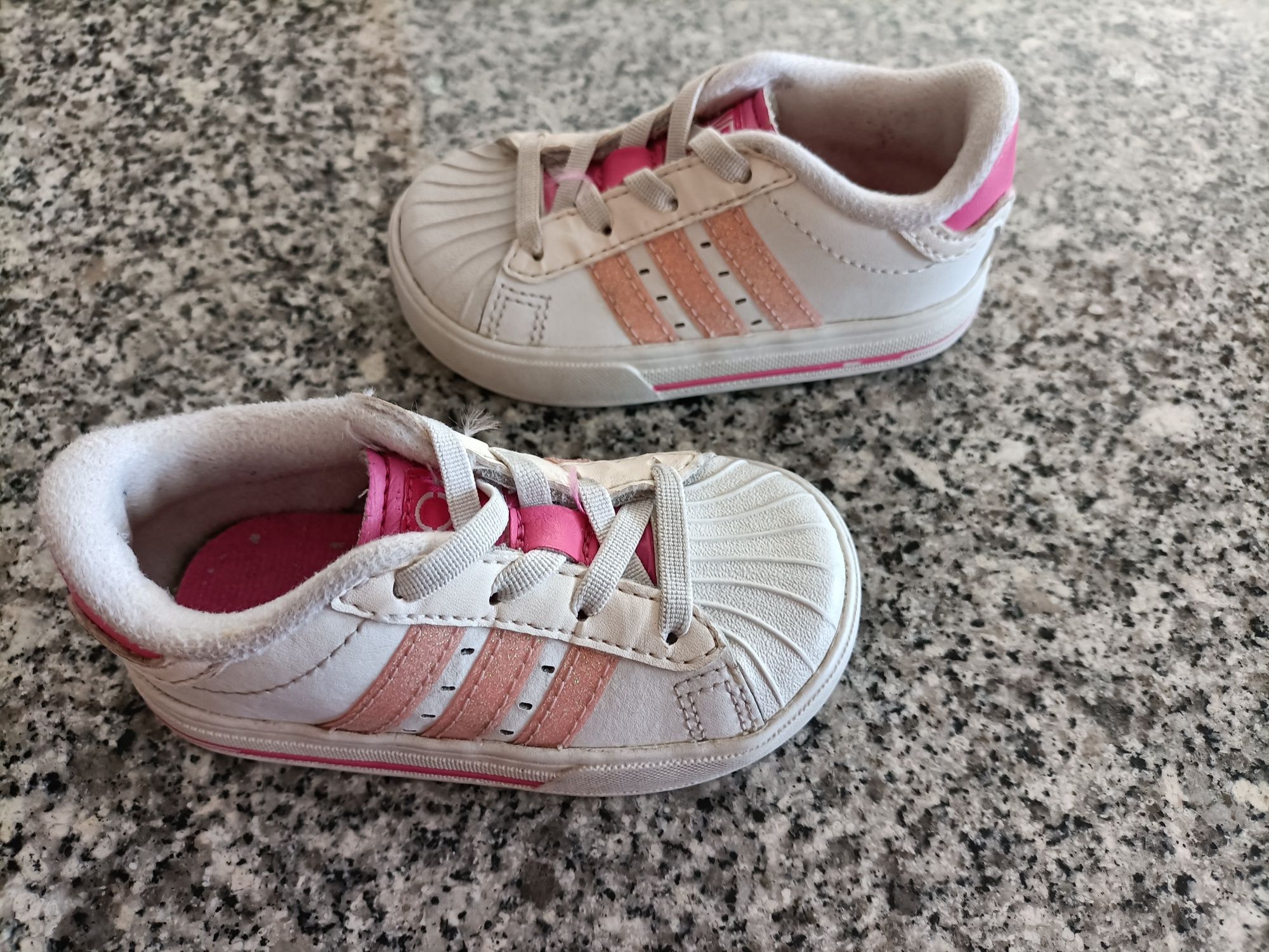 Sapatilhas adidas n 20 impecáveis