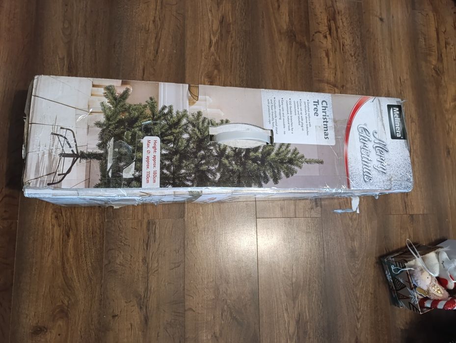 Choinka 180cm ze stojakiem