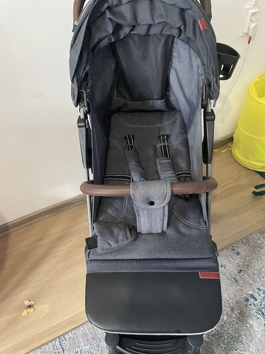 Carrello Astra 2022 Raven Grey