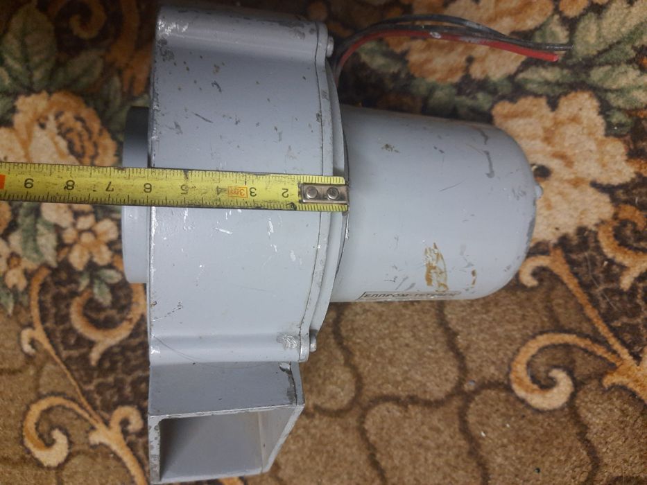 Вентилятор улітка АВ50/2Т 50Вт   380в.пишіть відправлю