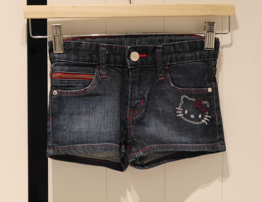 H&M Hello Kitty spodenki 110 116