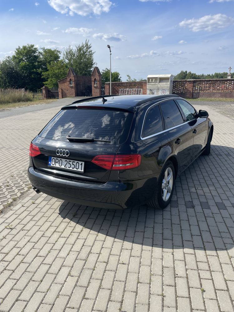 Na sprzedaż audi a4b8