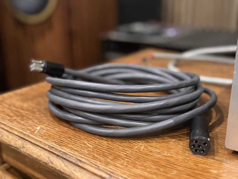 Sluchawki elektrostatyczne Stax SR Lambda Adapter SRD-7
