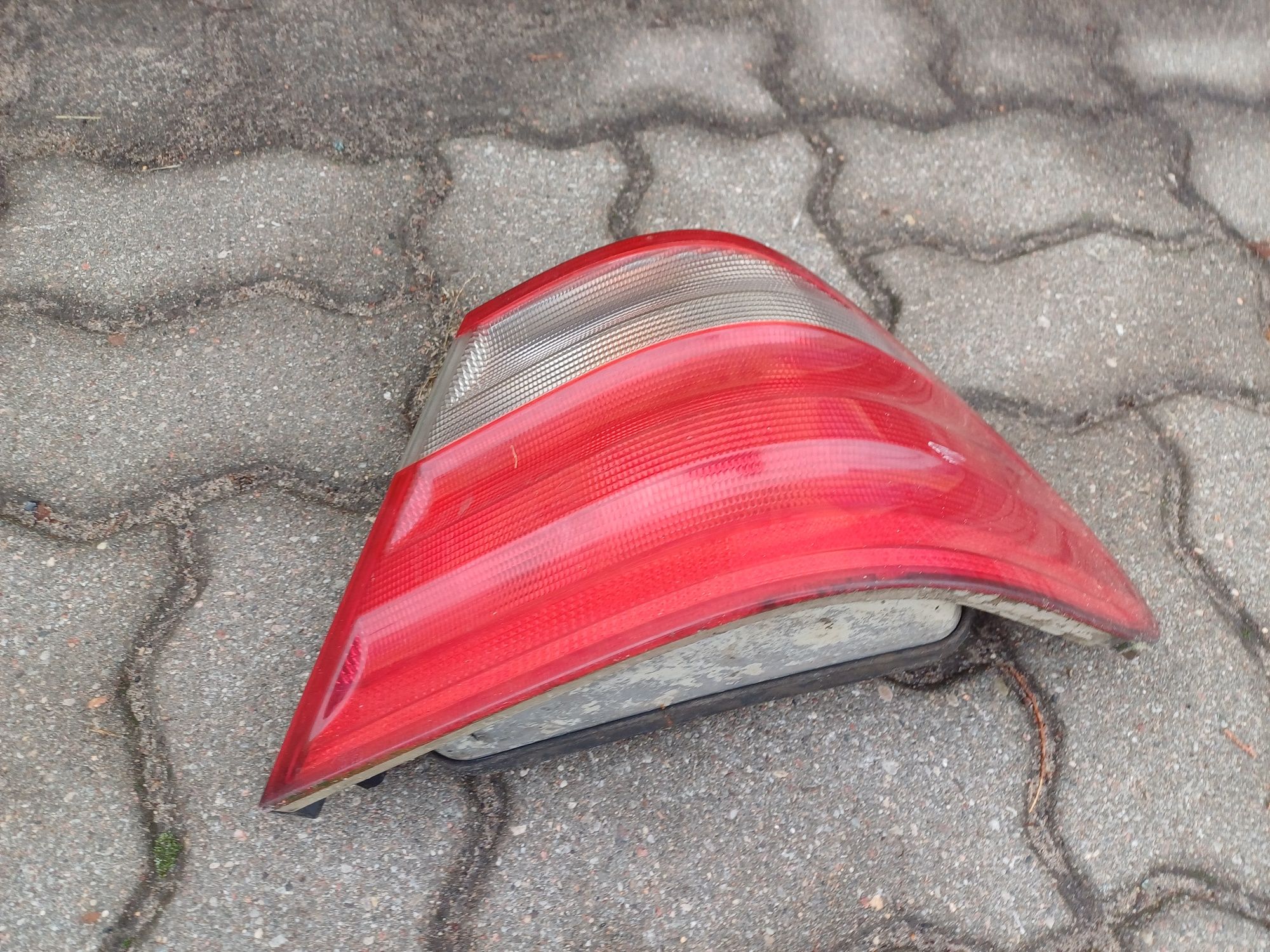 Mercedes CLK w208 lampa prawy tył tylna prawa kompletna