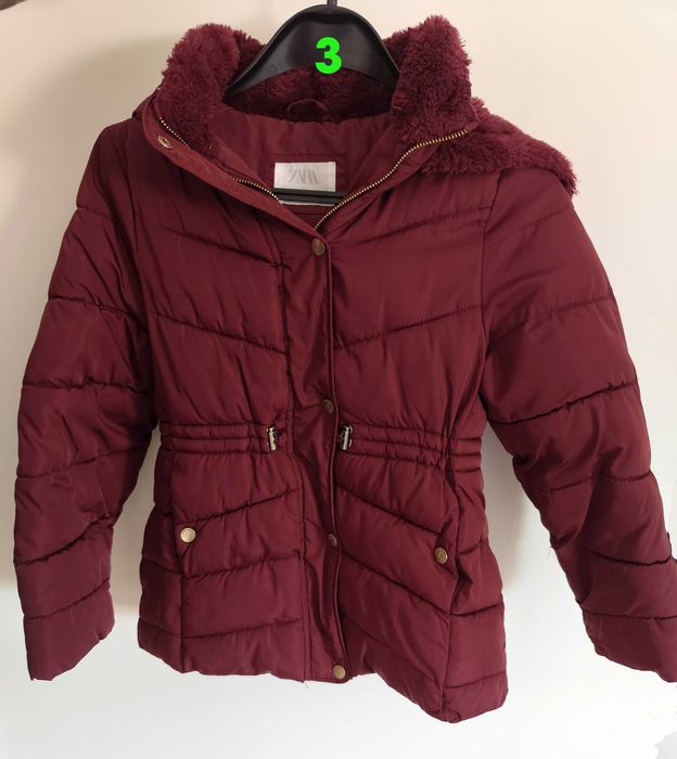 Diversa roupa para menina 7/12 anos em estado impecável.