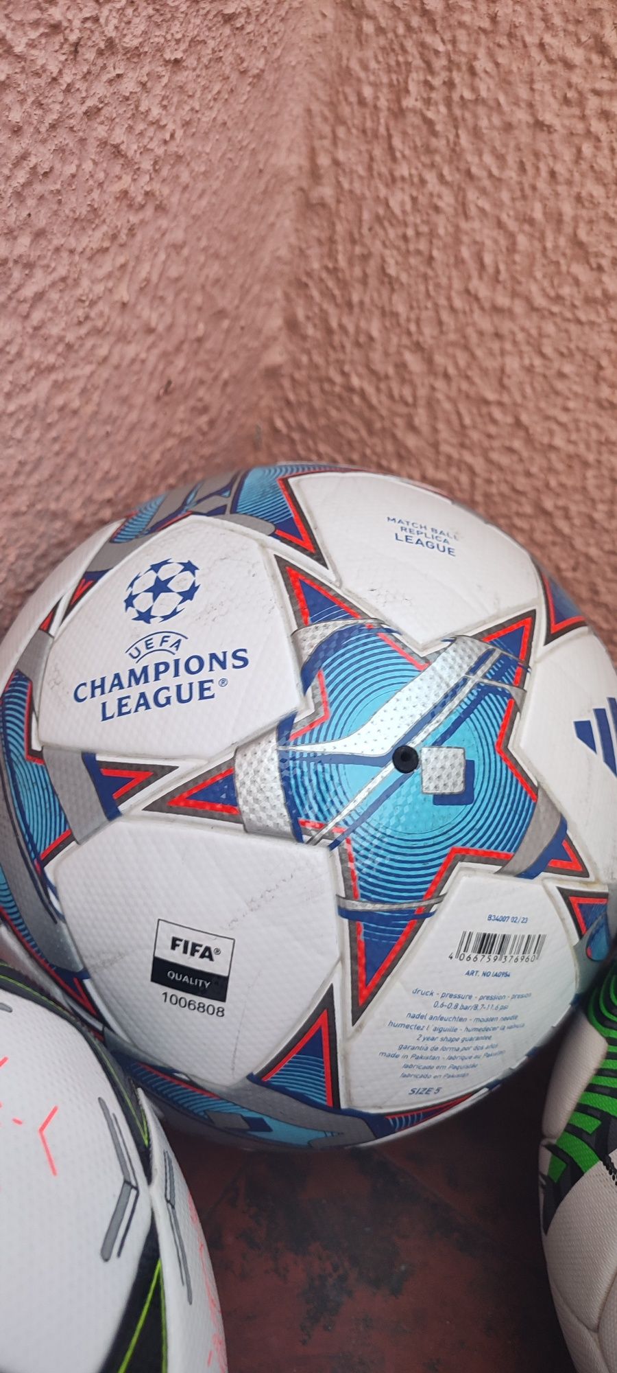 Conjunto de 4 Bolas de Futebol UEFA