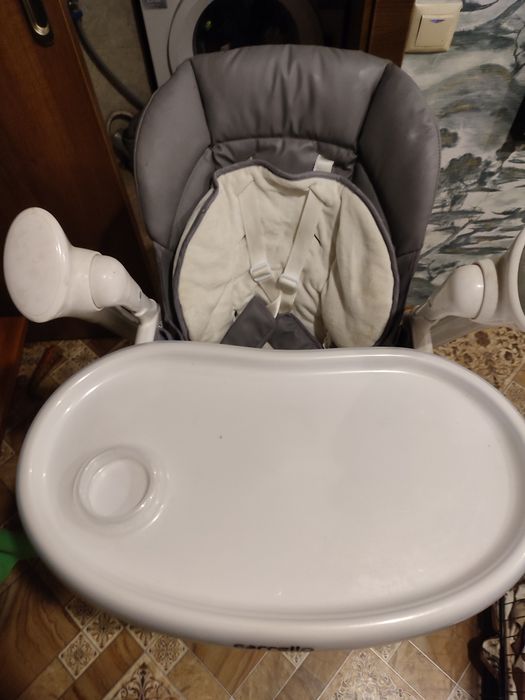 Столик для кормления