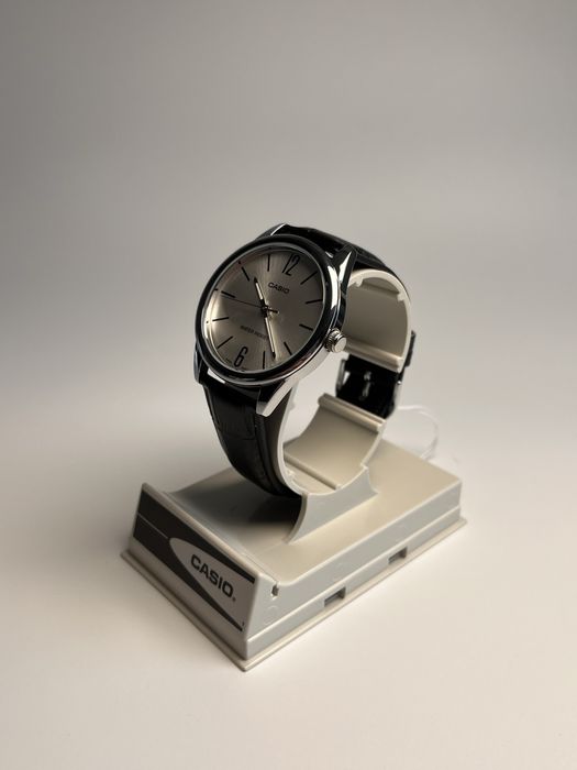 Casio MTP-V005L, годинник класичний касіо, часы касио Ø42мм