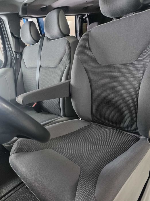 Trafic Vivaro Fotel siedzenie kierowcy Podłokietnik