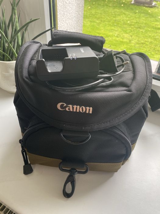 Lustrzanka Canon eos 1200d