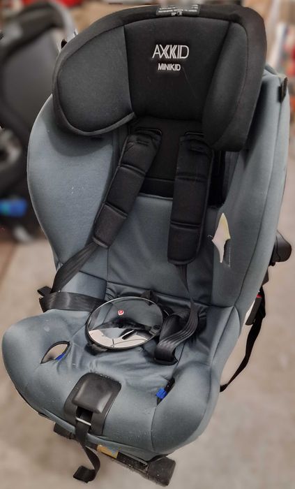 Fotelik tyłem RWF Axkid Minikid 2 | 04/2021