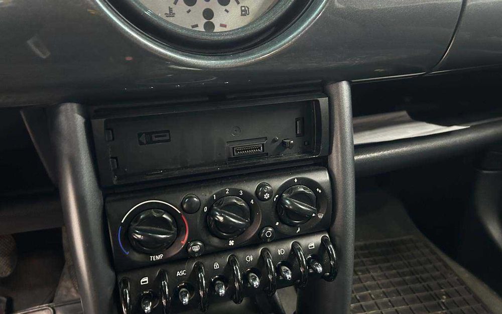 MINI One 2005 року