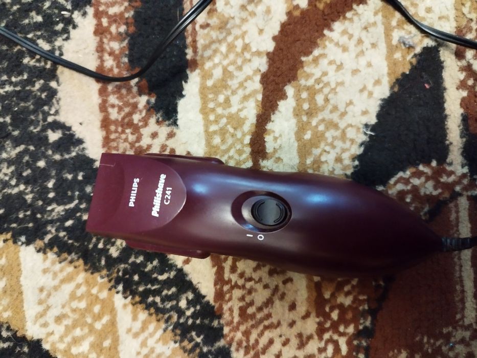 Maszynka Philips C241