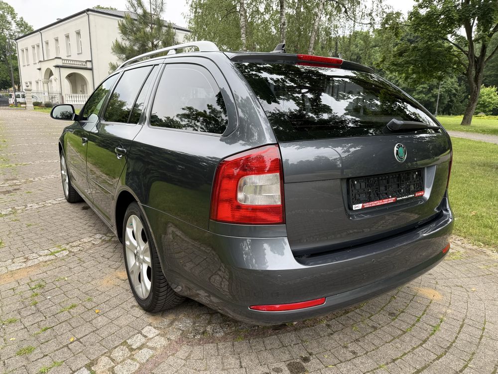 Skoda Octavia 1.2 beznyna/automat/bogato wyposazona/ zarejestrowana!