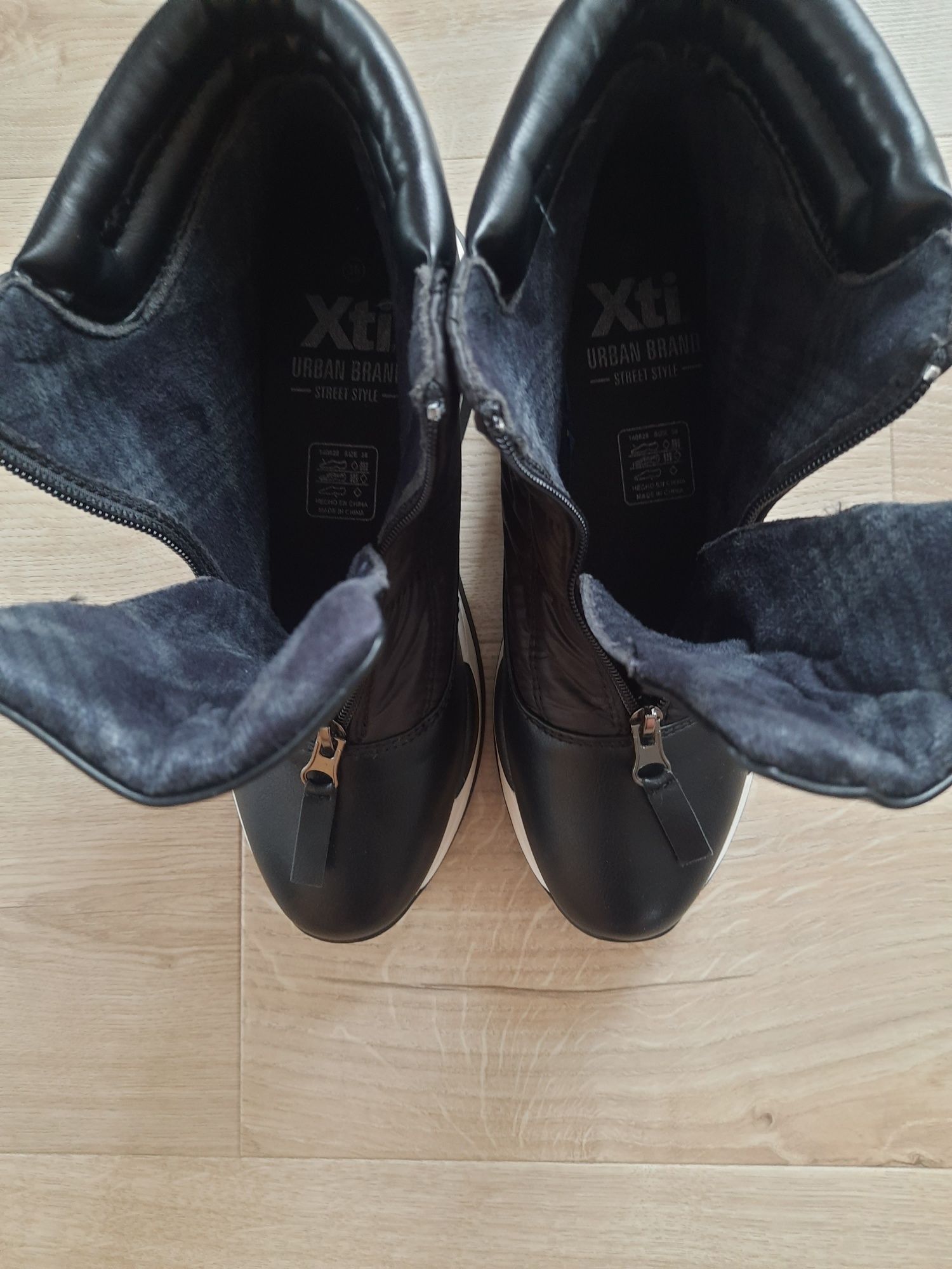 Buty, botki damskie XTI