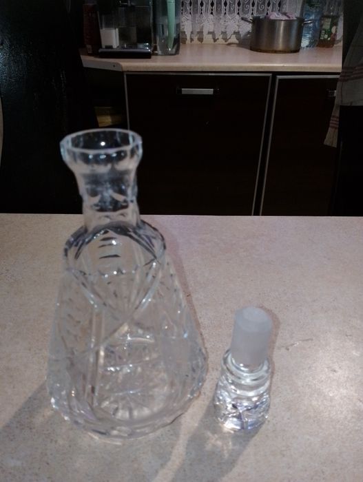 Unikatowa karafka kryształowa (3)