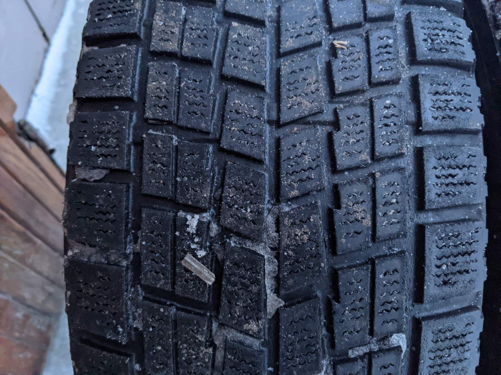 Зимові шини 225/55 r16 Bridgestone Blizzak ws-50