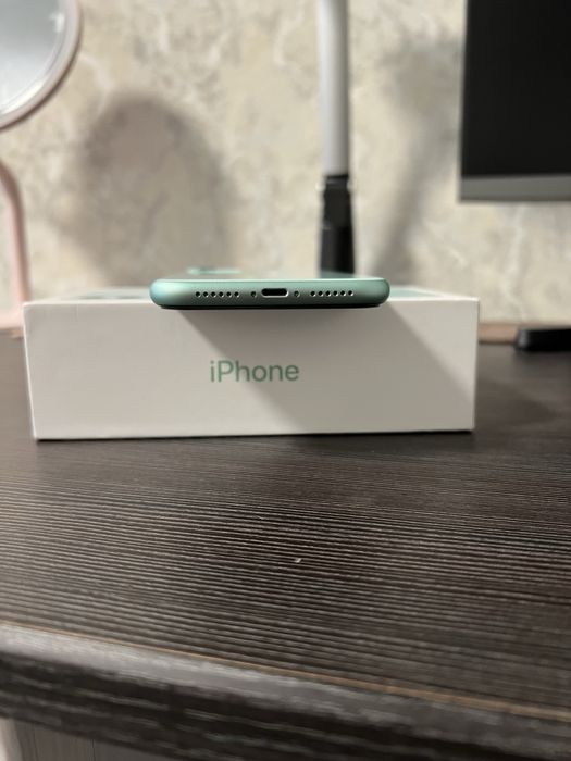 iPhone 11 64Gb • Идеал • Полный комплект • Айфон