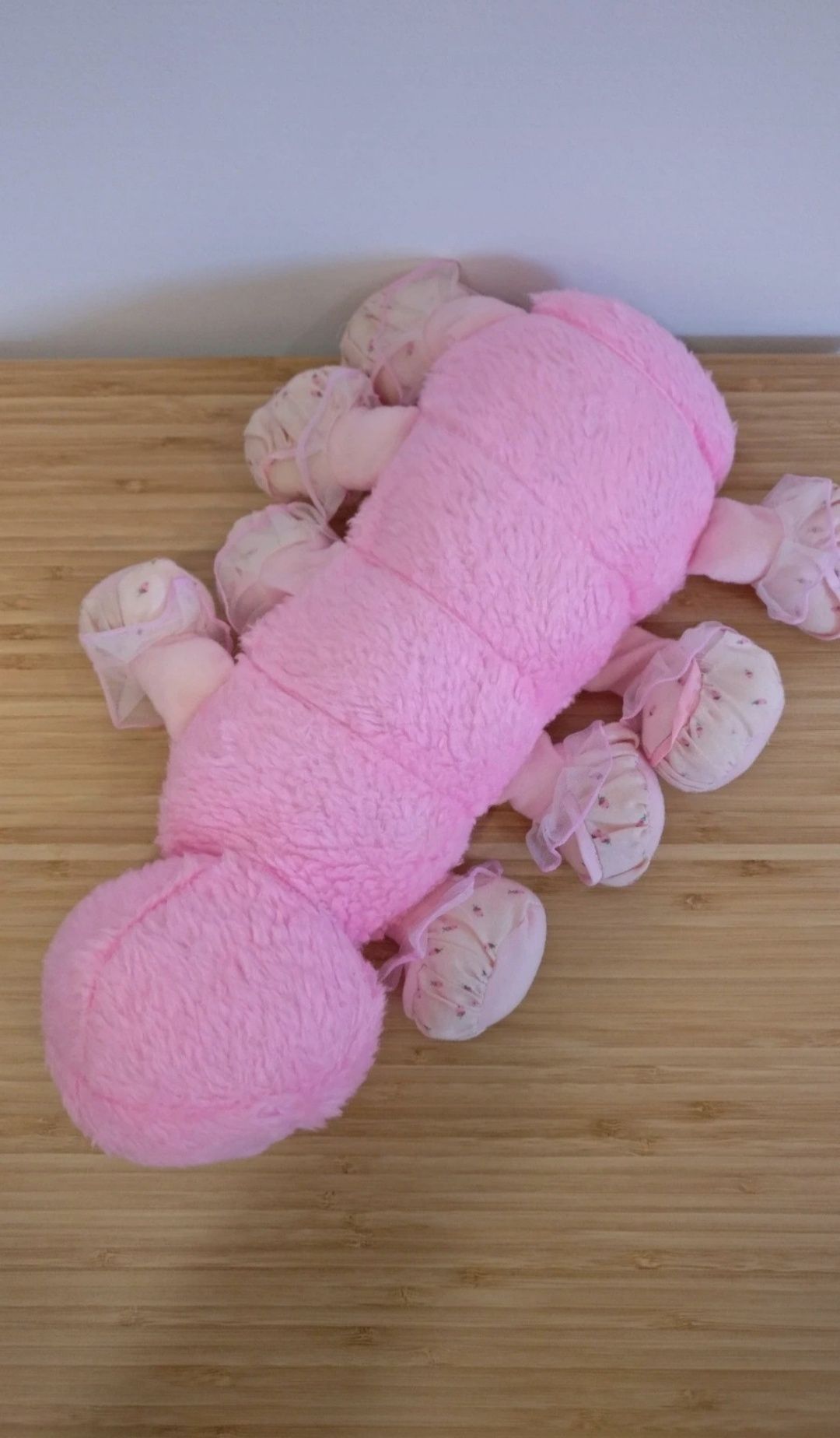 Peluche Minhoca Cor-de-Rosa